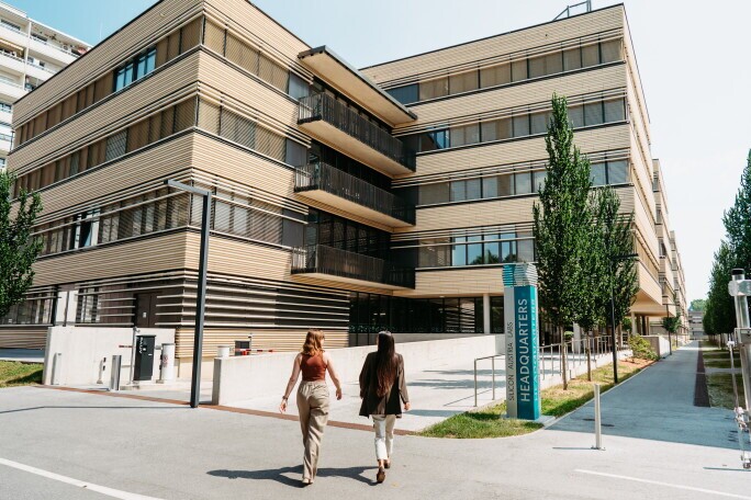 Senior Expert - Communications & PR (all genders), 1. image